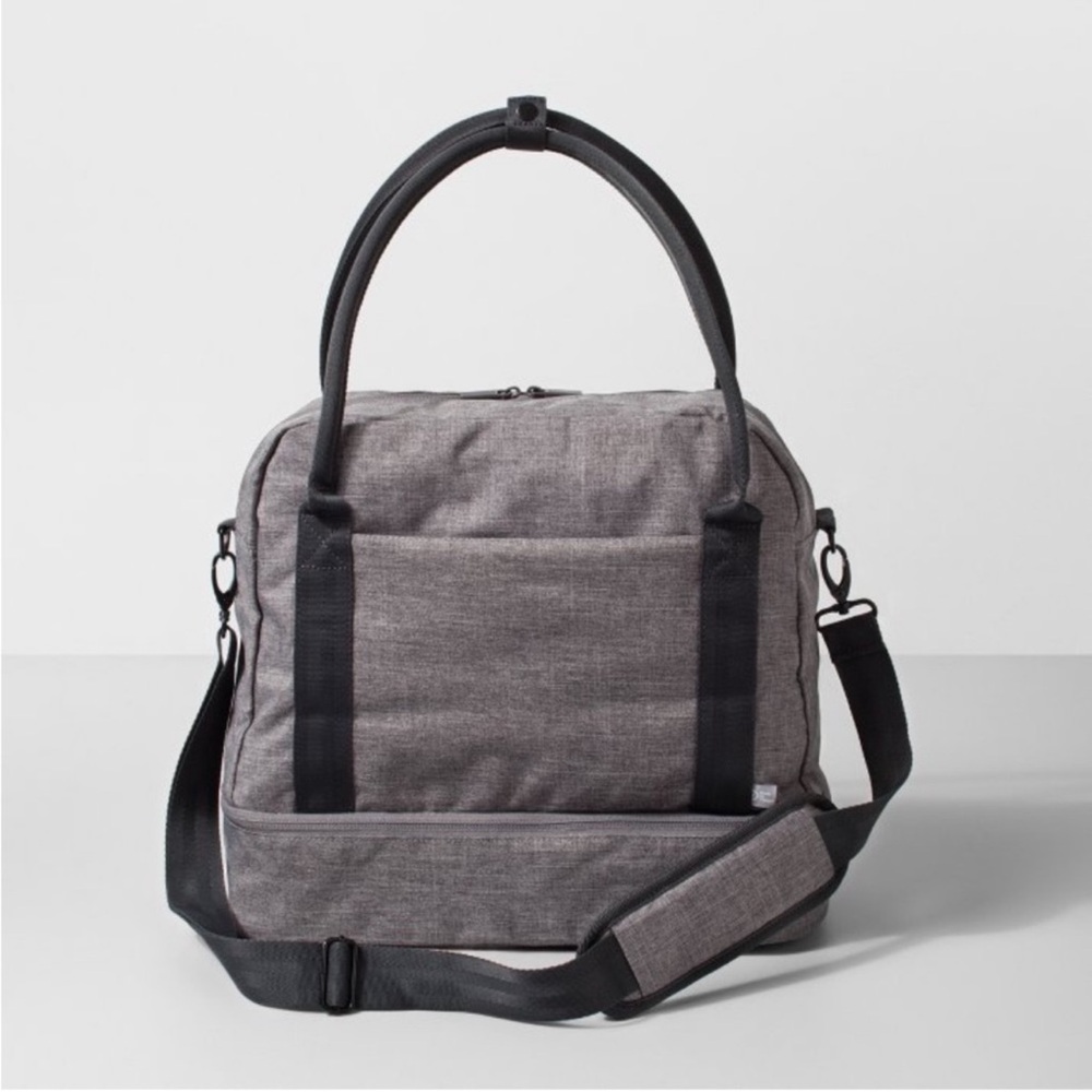 Gray weekender / carry on/ office or fitness shoulder bag Unisex